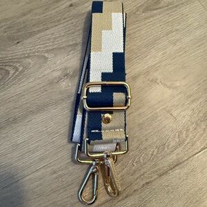 Pom Pom London Stylish Navy and Beige Strap